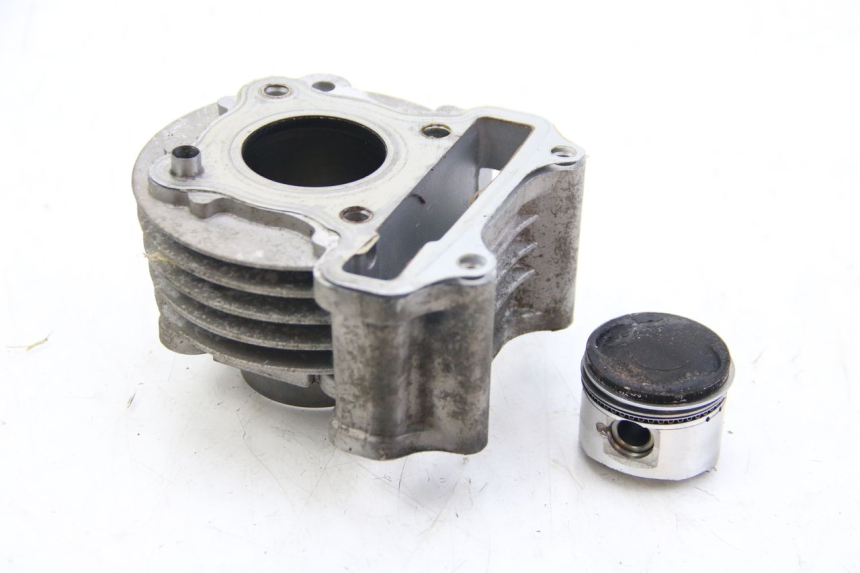 photo de CYLINDER PISTON PEUGEOT V-CLIC VCLIC 50 (2007 - 2013)