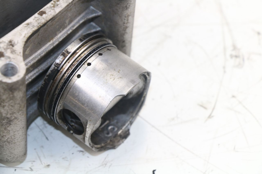 photo de CYLINDER PISTON PEUGEOT V-CLIC VCLIC 50 (2007 - 2013)