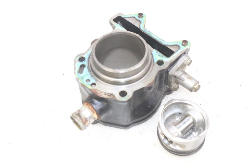 photo de CYLINDER PISTON PIAGGIO X8 125 (2004 - 2007)