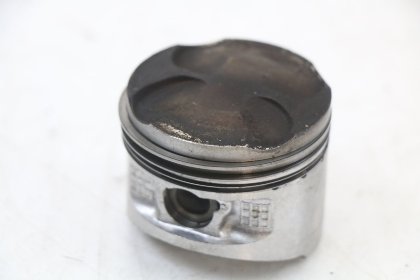 photo de CYLINDER PISTON PIAGGIO X8 125 (2004 - 2007)