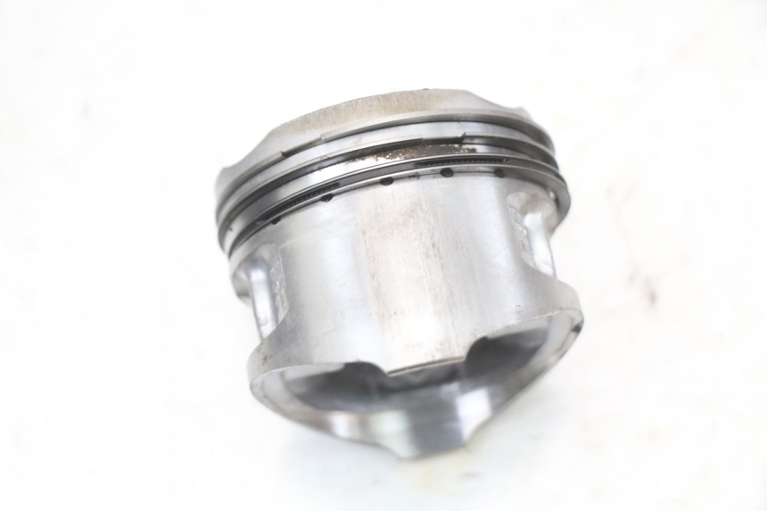 photo de CYLINDER PISTON PIAGGIO X8 125 (2004 - 2007)