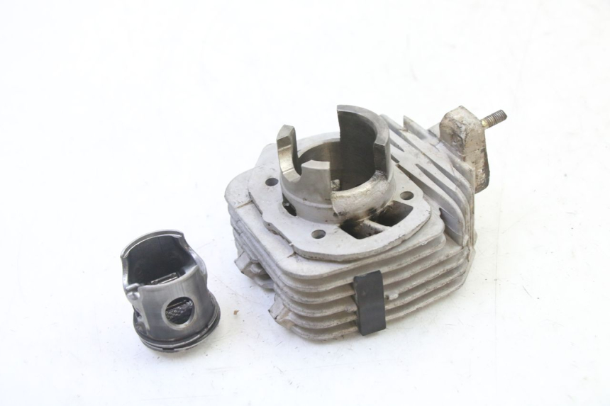 photo de CYLINDER BARREL PISTON PEUGEOT STREETZONE I NAKED 2T 50 (2018 - 2020)