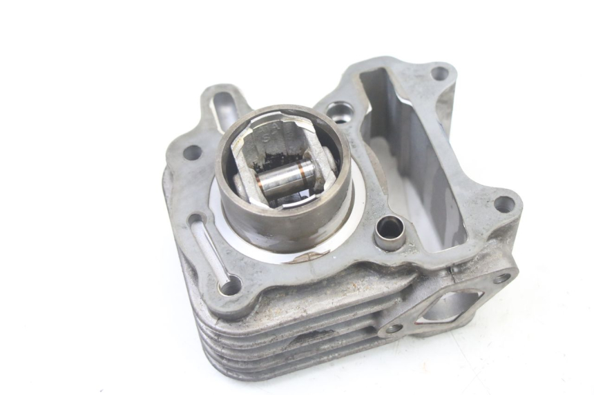 photo de CYLINDER BARREL PISTON PEUGEOT TWEET 4T 50 (2018 - 2020)