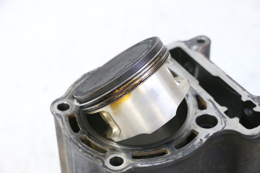 photo de CYLINDER PISTON YAMAHA X-MAX XMAX 250 (2006 - 2009)