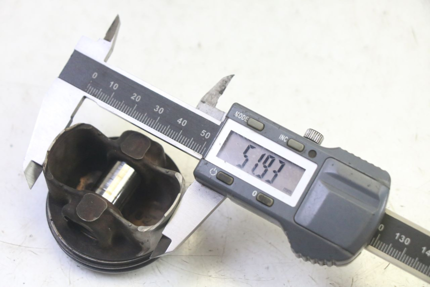 photo de CYLINDER BARREL PISTON YAMAHA X-MAX XMAX 125 (2010 - 2014)