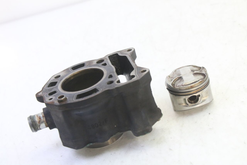 photo de CYLINDER PISTON PIAGGIO XEVO - X EVO 125 (2007 - 2016)