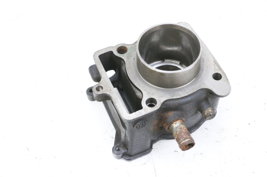 photo de CYLINDER PISTON YAMAHA YP MAJESTY 125 (2002 - 2006) - Alternative perspective