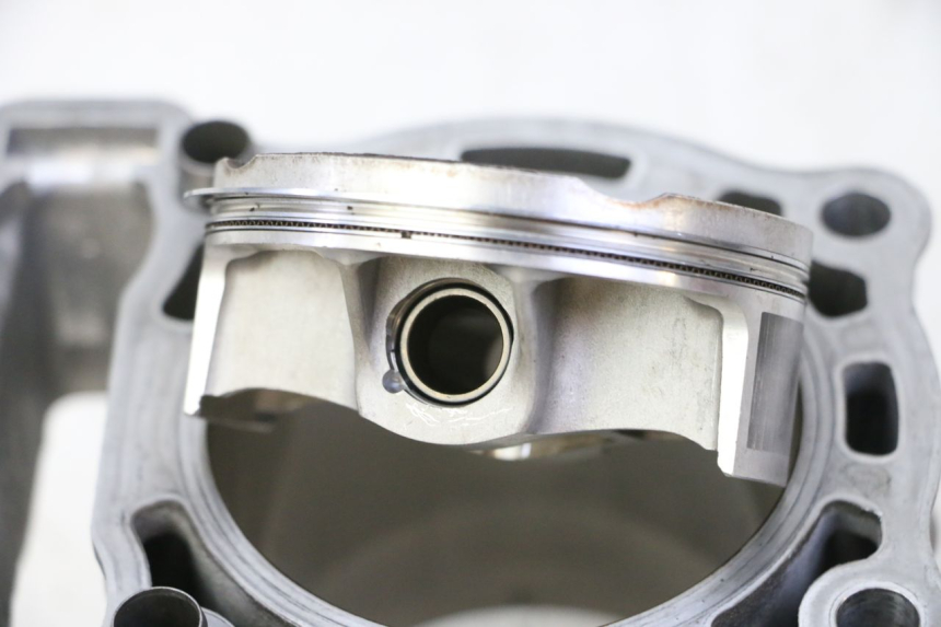 photo de CYLINDER BARREL PISTON YAMAHA YZ-F YZF 250 (2014 - 2018)