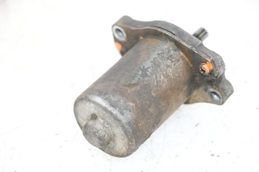 photo de STARTER MBK BOOSTER SPIRIT NAKED 50 (2004 - 2017) - Technical close-up