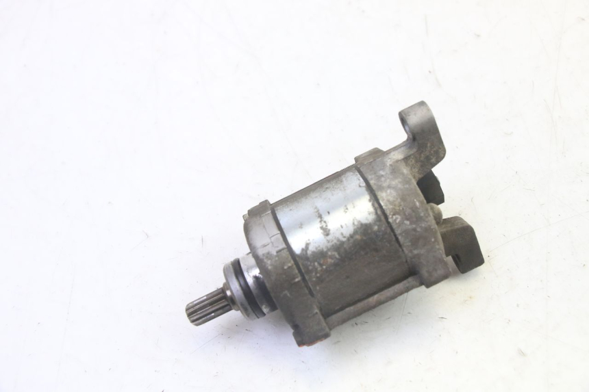 photo de STARTER HONDA FES S-WING SWING ABS 125 (2007 - 2015) - Zoom on usage condition