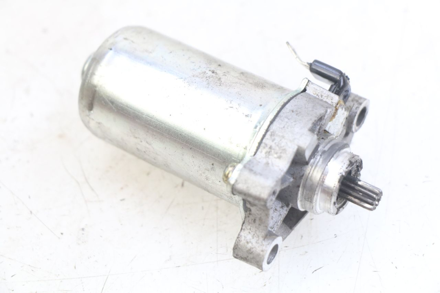 photo de STARTER PIAGGIO FLY 4T 50 (2013 - 2017)