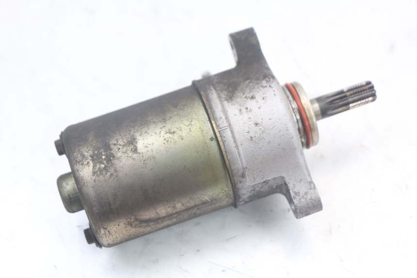 photo de STARTER YAMAHA XMAX X-MAX 125 (2006 - 2009) - Alternative perspective