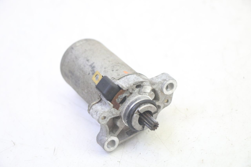 photo de STARTER PIAGGIO ZIP 4T 50 (2018 - 2020) - Technical close-up