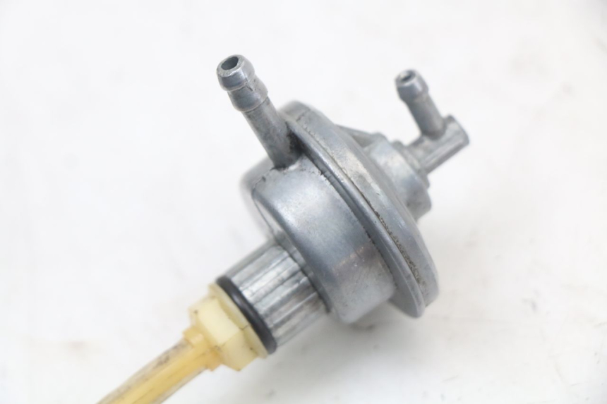 photo de FUEL TANK VALVE PIAGGIO TYPHOON 50 (2000 - 2009)