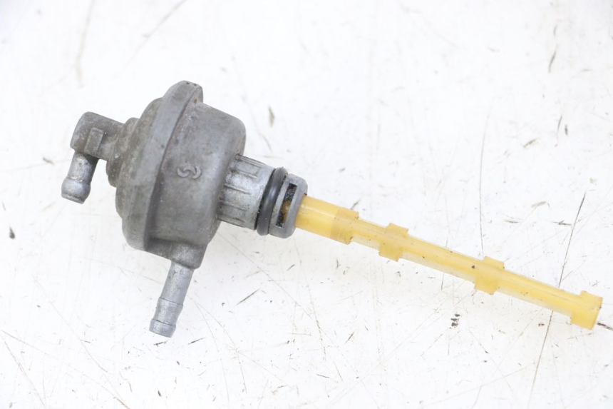photo de FUEL TANK VALVE APRILIA RALLY AC 50 (1995 - 2004)