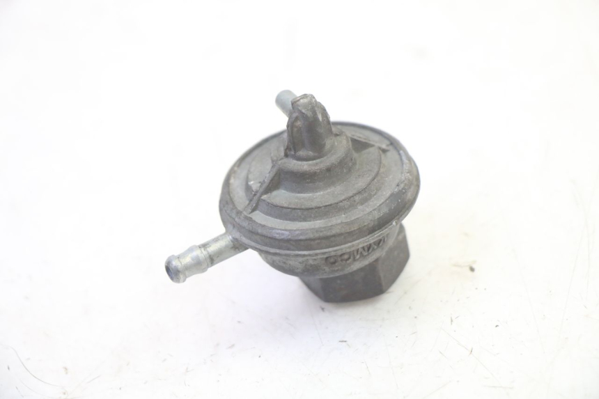 photo de FUEL TANK VALVE KYMCO ZING 125 (1997 - 2003) - Zoom on usage condition