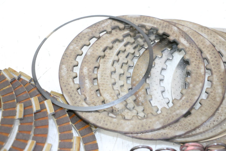 photo de CLUTCH PLATE HONDA CBR RR FIREBLADE 900 (1992 - 1994)