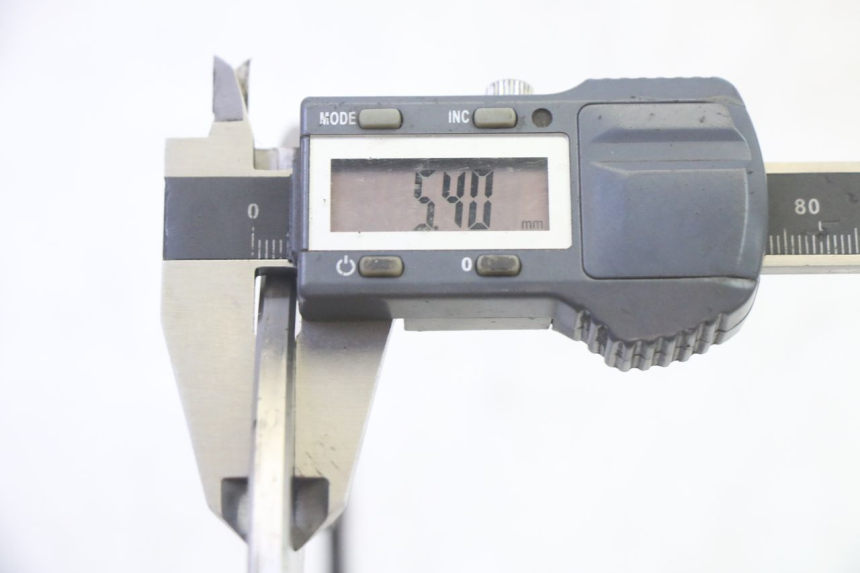 photo de REAR BRAKE DISC KAWASAKI ZR 7 750 (1999 - 2001) - Surface and material condition