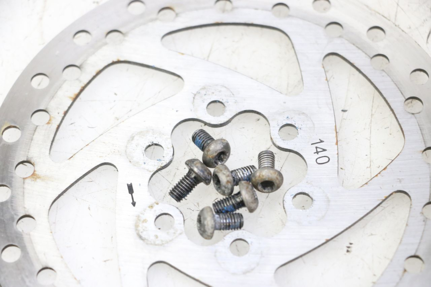 photo de FRONT BRAKE DISC HITWAY H5 1