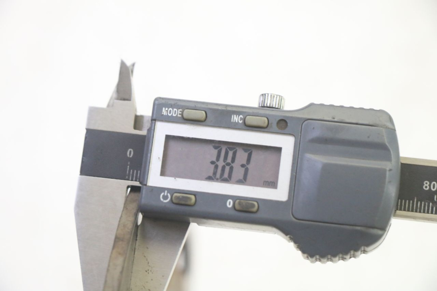 photo de FRONT BRAKE DISC RIDE RACE 2T 50 (2012 - 2017) - Fixing points details