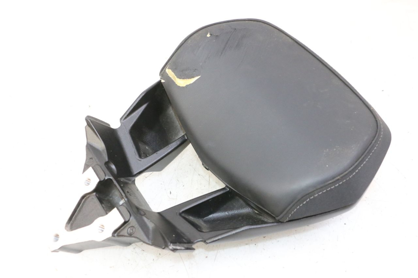 photo de BACKREST YAMAHA XMAX X-MAX 125 (2021 - 2025)