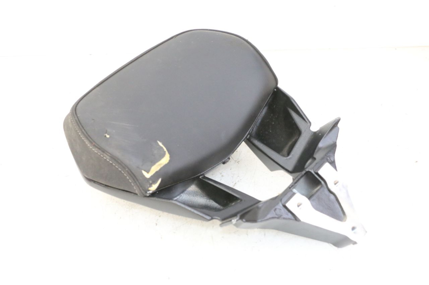photo de BACKREST YAMAHA XMAX X-MAX 125 (2021 - 2025)