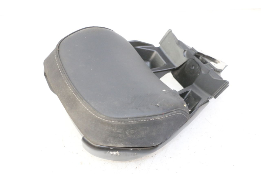 photo de BACKREST YAMAHA XMAX X-MAX 125 (2021 - 2025)