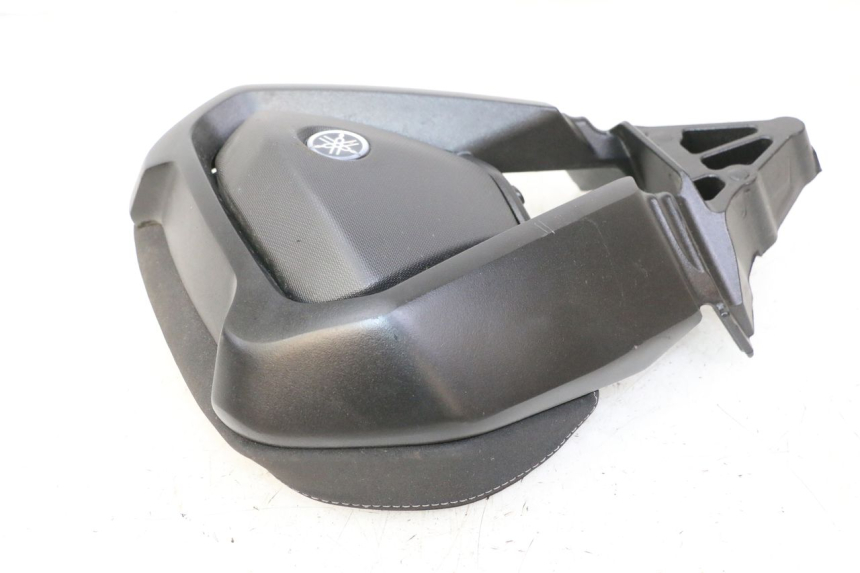 photo de BACKREST YAMAHA XMAX X-MAX 125 (2021 - 2025)