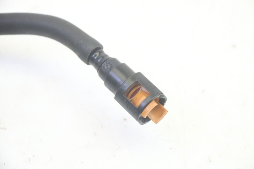 photo de INJECTOR HOSE SUZUKI BURGMAN EXECUTIVE ABS 650 (2006 - 2012) - Technical close-up