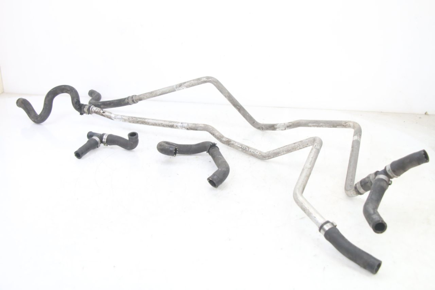 photo de RADIATOR HOSE BMW C1 125 (2000 - 2003)
