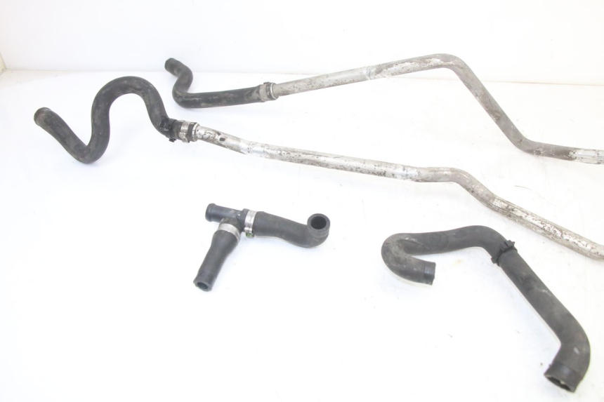 photo de RADIATOR HOSE BMW C1 125 (2000 - 2003)