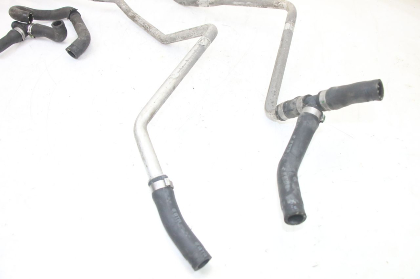 photo de RADIATOR HOSE BMW C1 125 (2000 - 2003)