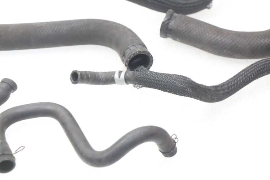 photo de RADIATOR HOSE SUZUKI GSX-R GSXR 750 (2011 - 2016)