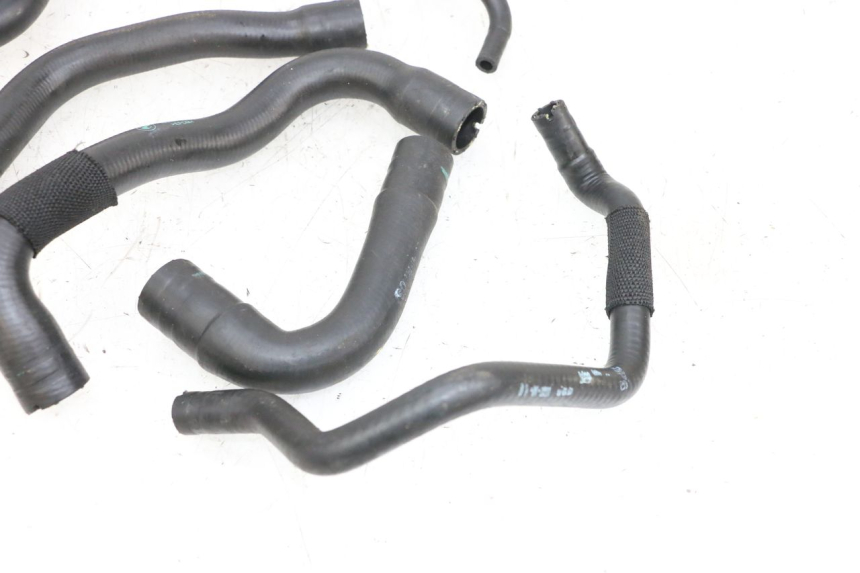 photo de RADIATOR HOSE BMW R GS 1250 (2021 - 2024) - Additional view of the item