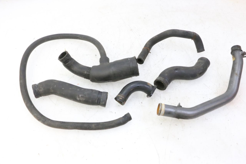 photo de RADIATOR HOSE TRIUMPH SPRINT 900 (1995 - 1998)