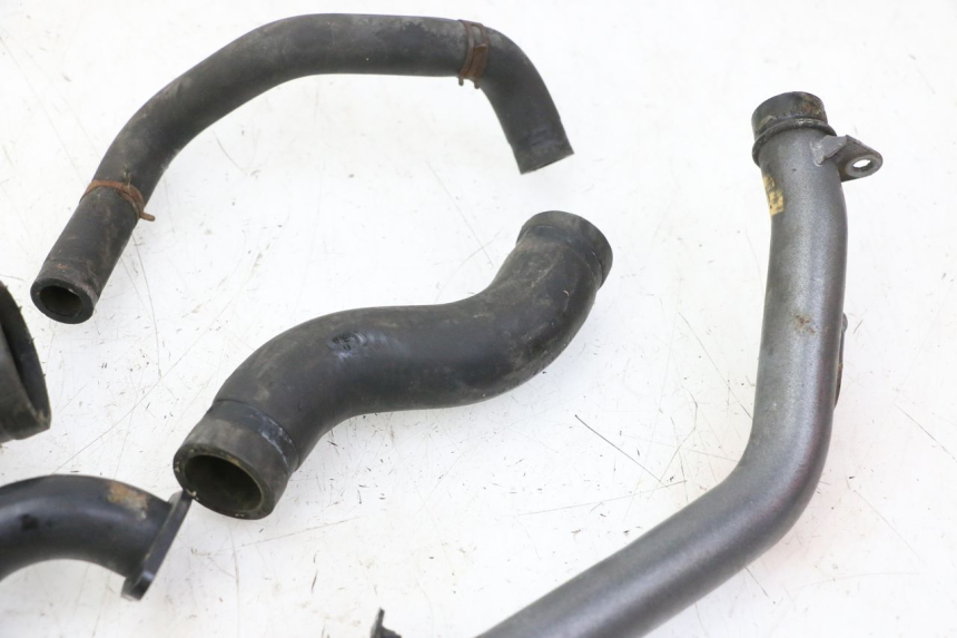 photo de RADIATOR HOSE TRIUMPH SPRINT 900 (1995 - 1998)