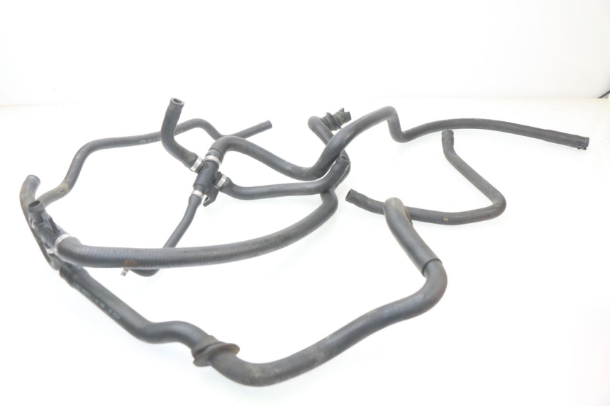 photo de RADIATOR HOSE PIAGGIO VESPA GTS IE ABS 300 (2016 - 2018)