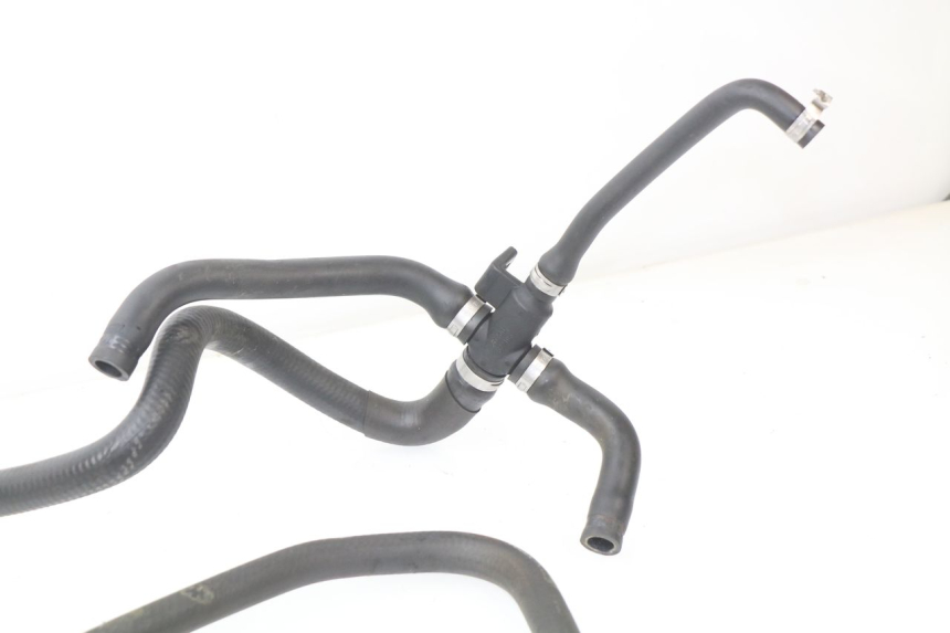 photo de RADIATOR HOSE PIAGGIO VESPA GTS IE ABS 300 (2016 - 2018)