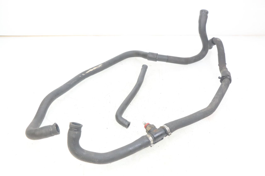 photo de RADIATOR HOSE PIAGGIO XEVO - X EVO 125 (2007 - 2016)