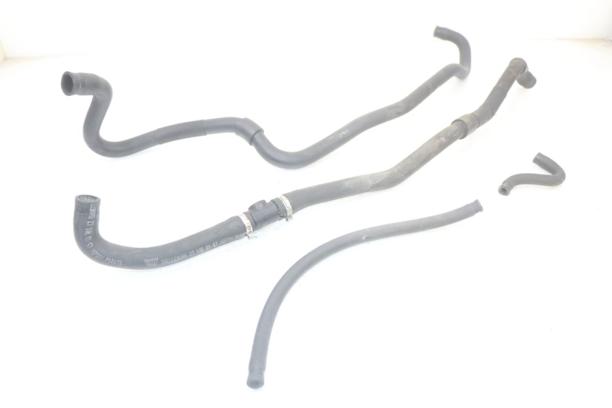 photo de RADIATOR HOSE PIAGGIO XEVO - X EVO 125 (2007 - 2016) - Main view