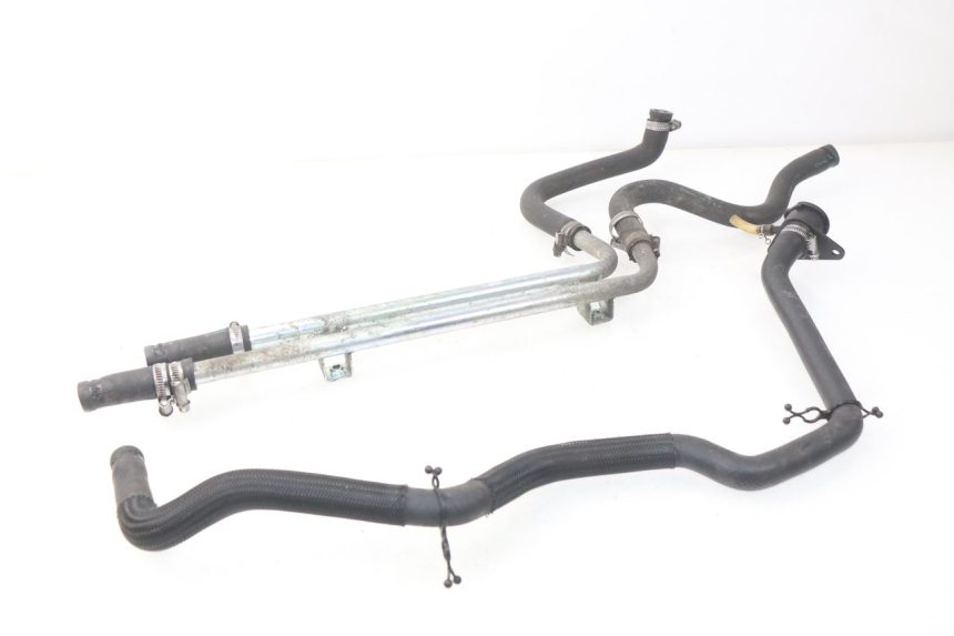 photo de RADIATOR HOSE YAMAHA YP X-MAX XMAX 400 (2014 - 2017)