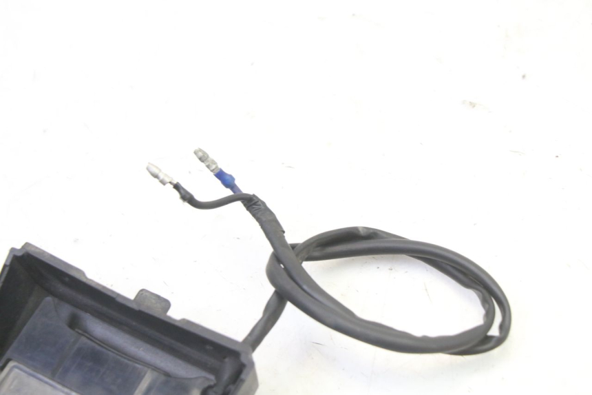photo de NUMBER PLATE LIGHT YAMAHA FZ6 FAZER S2 600 (2007 - 2011)