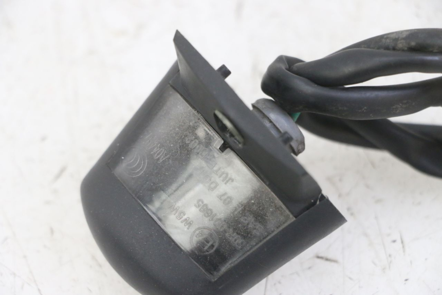 photo de NUMBER PLATE LIGHTING PEUGEOT KISBEE 2T 50 (2018 - 2022)