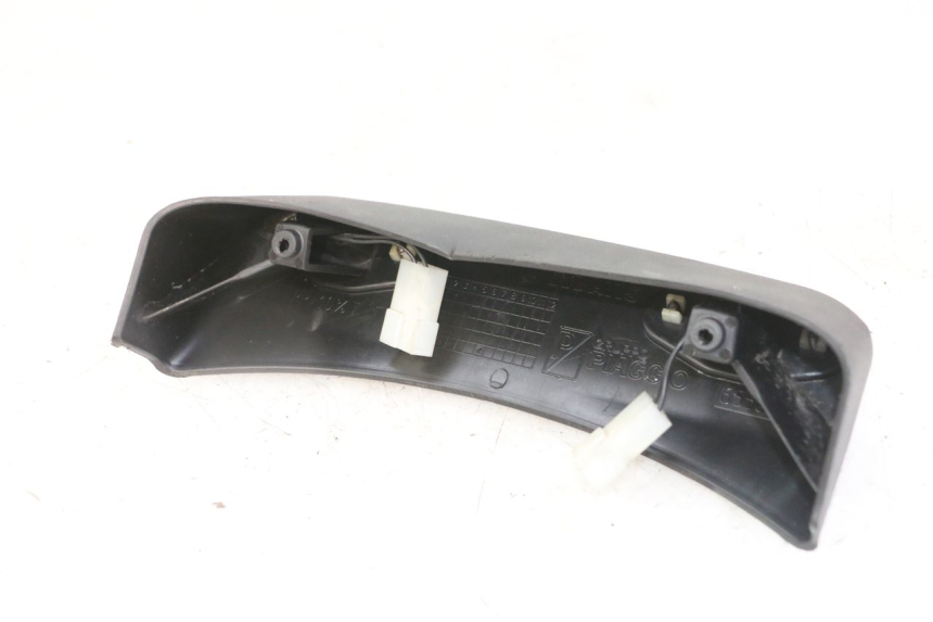 photo de NUMBER PLATE LIGHTING PIAGGIO MP3 LT 300 (2010 - 2016)