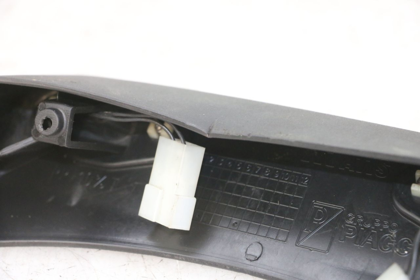 photo de NUMBER PLATE LIGHTING PIAGGIO MP3 LT 300 (2010 - 2016)