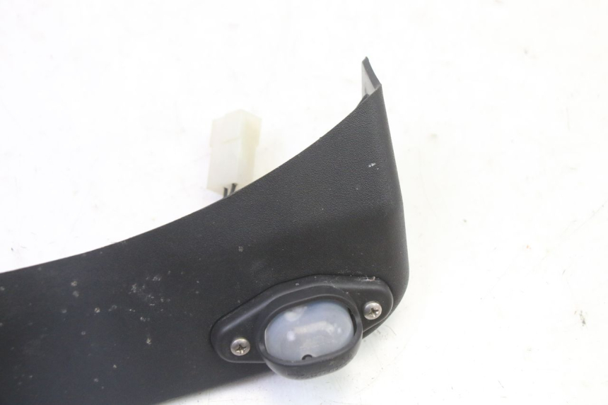 photo de NUMBER PLATE LIGHTING PIAGGIO MP3 RL 250 (2007 - 2010)