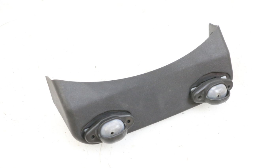 photo de NUMBER PLATE LIGHTING PIAGGIO MP3 RL 250 (2007 - 2010) - Technical close-up