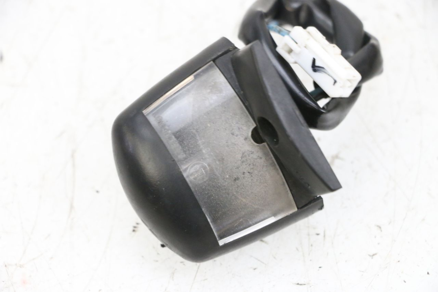 photo de NUMBER PLATE LIGHTING YAMAHA X-MAX XMAX 125 (2010 - 2013) - Zoom on usage condition