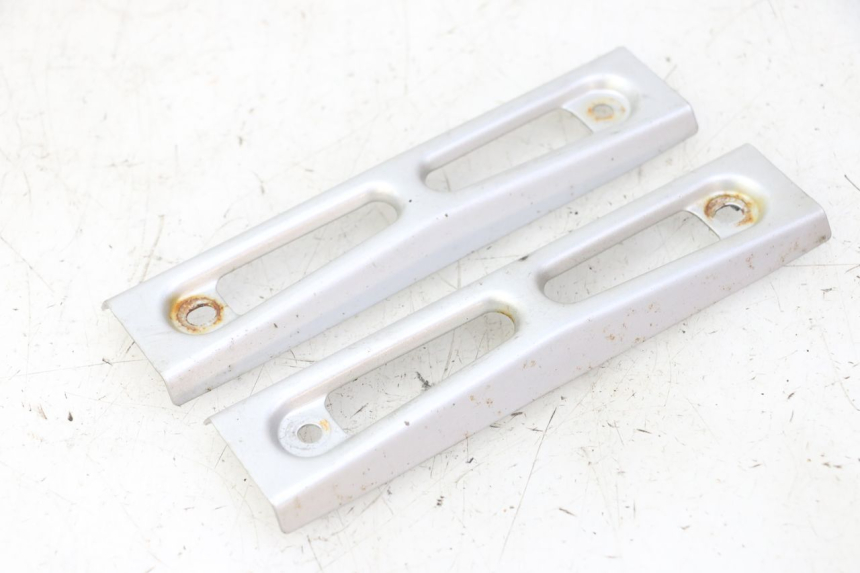 photo de RADIATOR SCOOP YAMAHA FZ6 FAZER S2 600 (2007 - 2011)