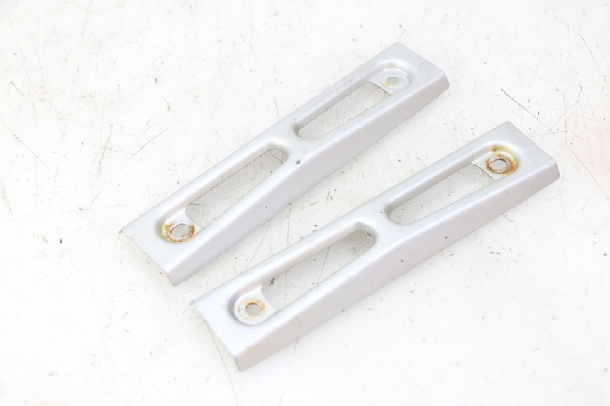 photo de RADIATOR SCOOP YAMAHA FZ6 FAZER S2 600 (2007 - 2011)